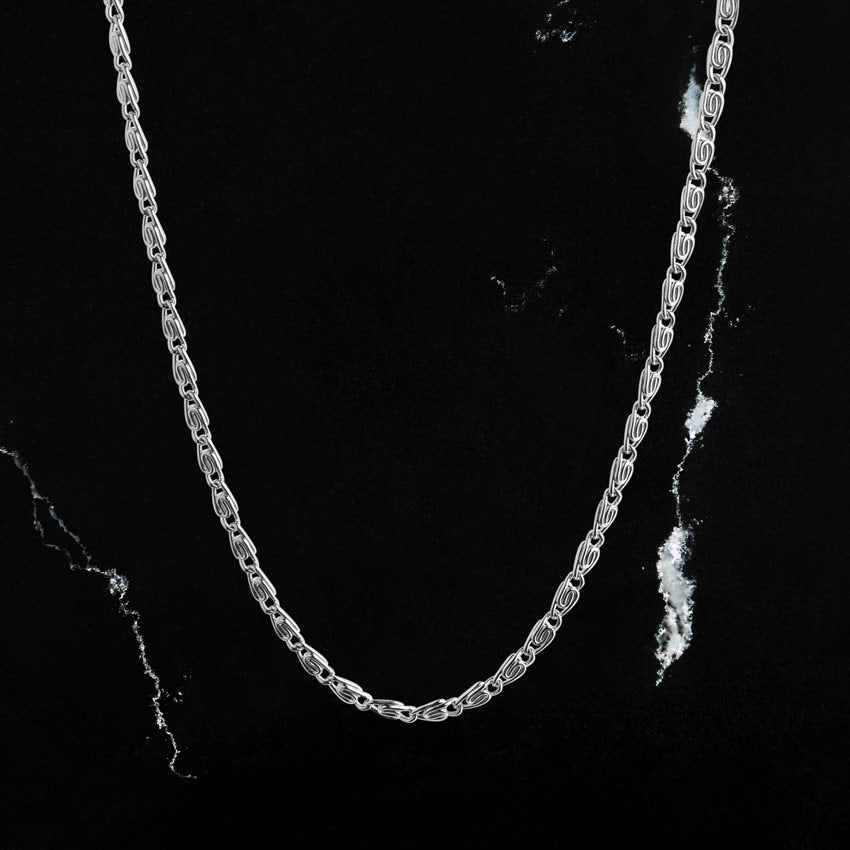 Scroll Chain Necklace Silver. Rosegold and black.