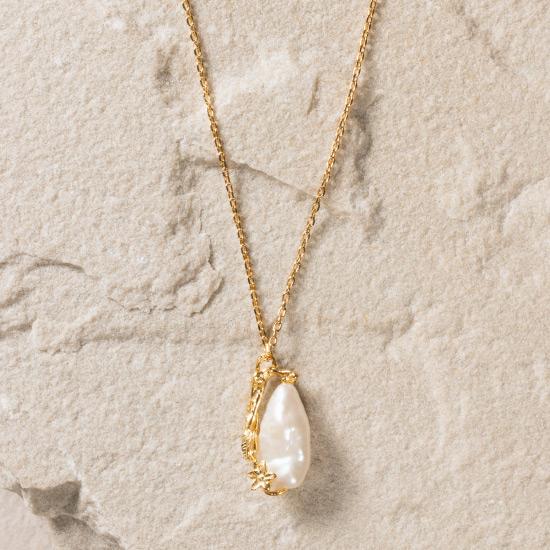 Women's Pearl Necklace - Fine gold chain necklace featuring a uniquely molded gold Flower combined with a precious rough pearl to form a timelessly beautiful pendant.