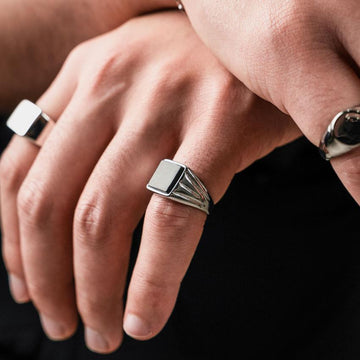 【vintage】Signet ring silver - unknown Silver & Black Men's Signet Ring – RoseGold & Black Pty Ltd