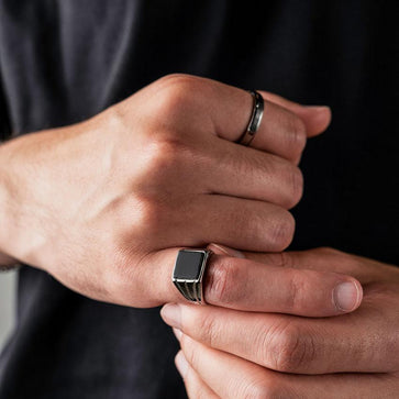 【vintage】Signet ring silver - unknown Silver & Black Men's Signet Ring – RoseGold & Black Pty Ltd