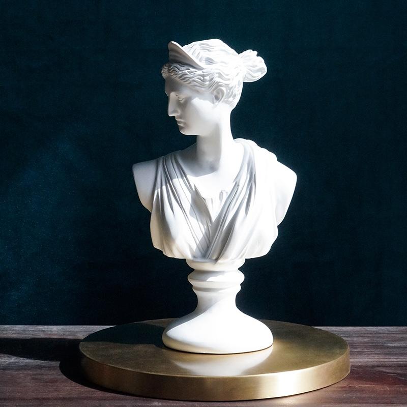 White Venus Bust Sculpture - Our White Venus Bust Sculpture is a timeless piece that’s an icon of Roman mythology.
